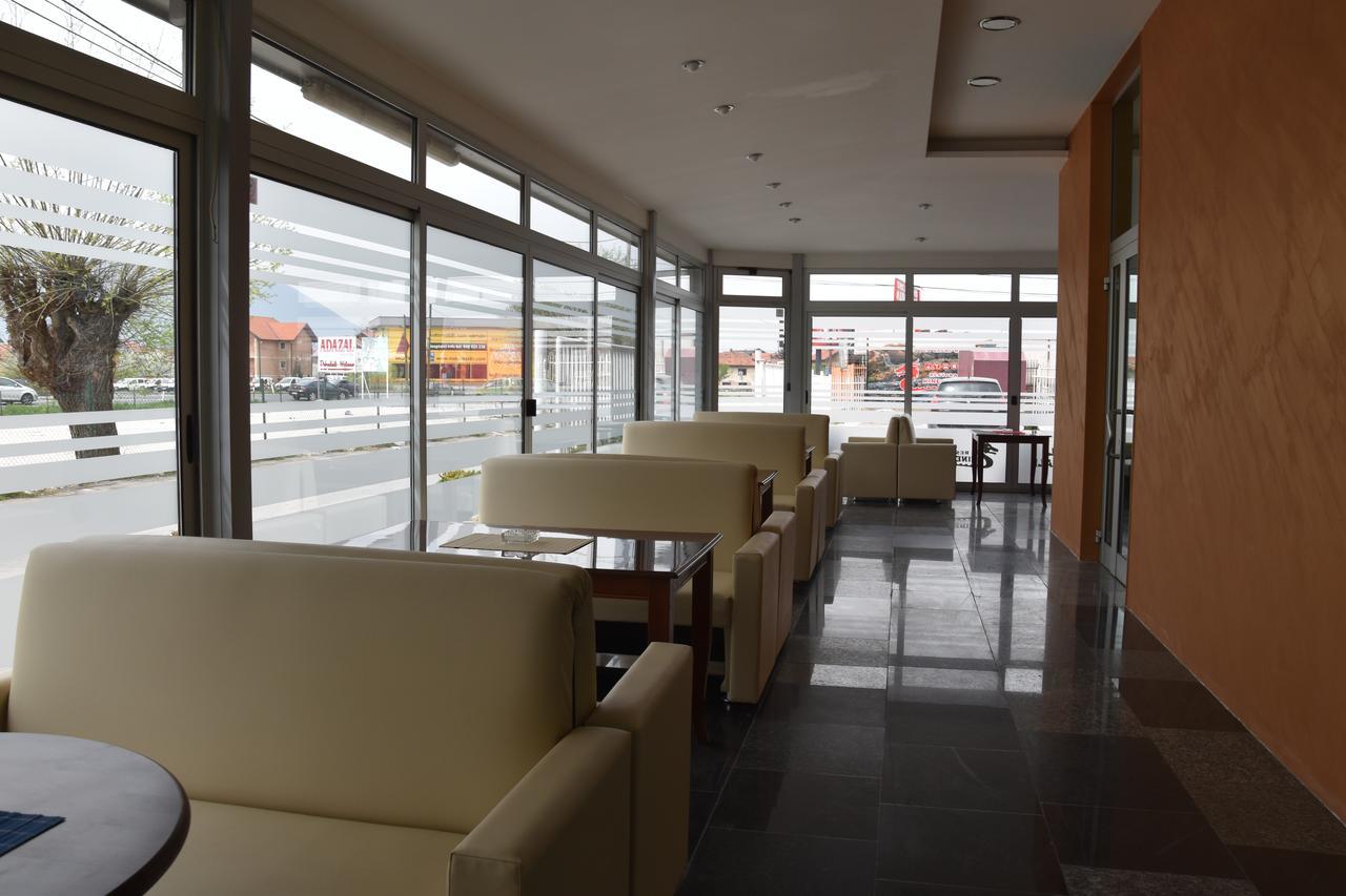 סראייבו Hotel & Restaurant Great Wall - Airport מראה חיצוני תמונה