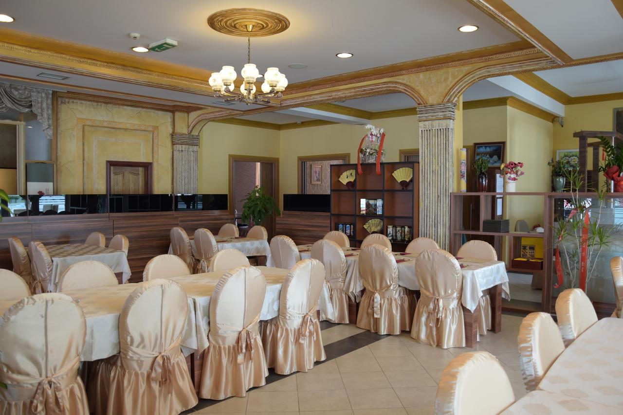 סראייבו Hotel & Restaurant Great Wall - Airport מראה חיצוני תמונה